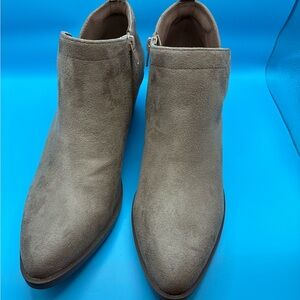Women's Suede Ankle Boots in Taupe